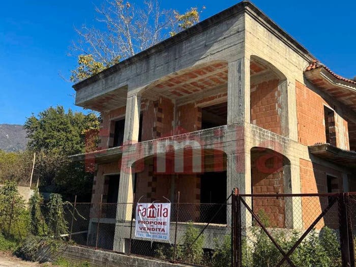 Casa con 6 locali in vendita in Via Antonio Gramsci, Baiano