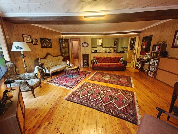 Appartamento trilocale in vendita in Piazza Guglielmo Marconi, Perosa Argentina