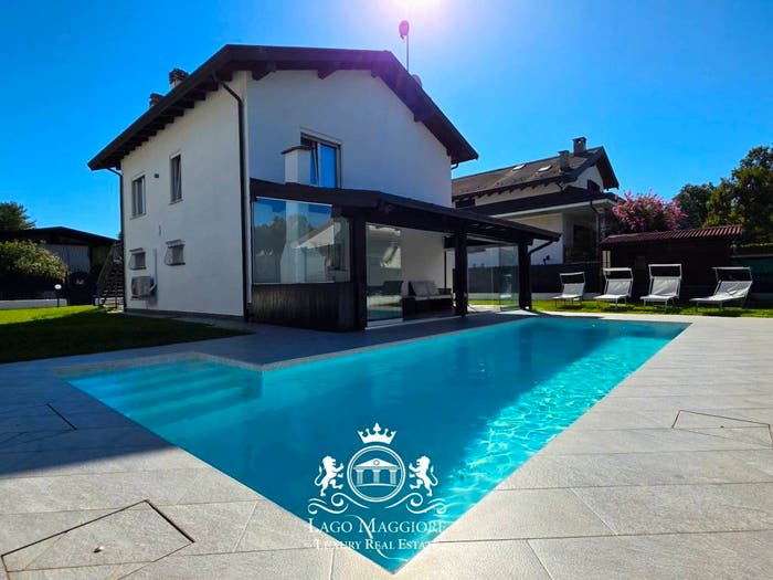Casa con 5 locali in vendita in Viale delle Rose, Villaggi, Castelletto Sopra Ticino