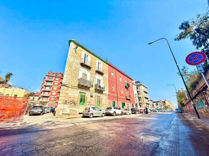 Appartamento bilocale in vendita in Via Diomede Carafa, Bagnoli, Napoli