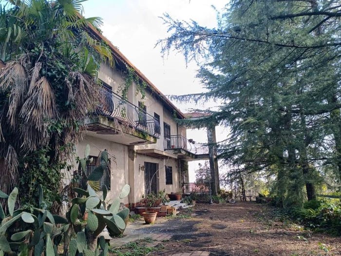 Casa con 6 locali in vendita in Via Giuseppe Sciuti, Trecastagni
