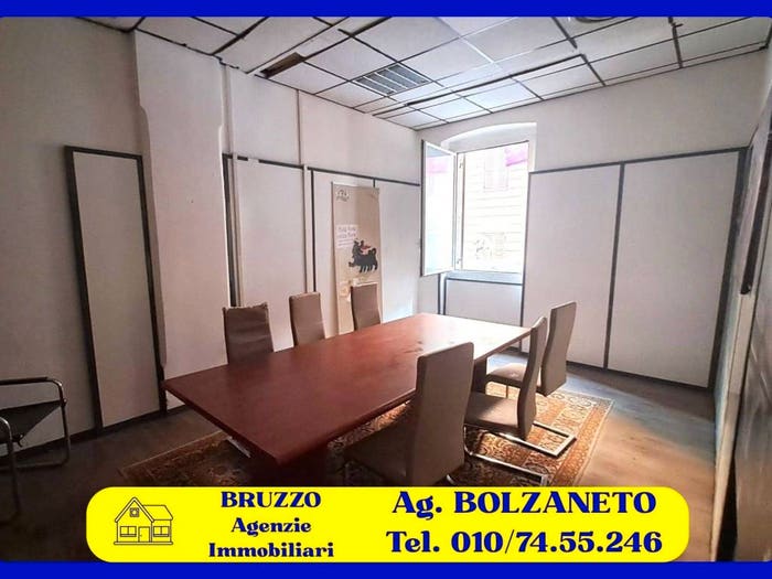 Appartamento trilocale in vendita in Via Bolzaneto, Bolzaneto, Genova