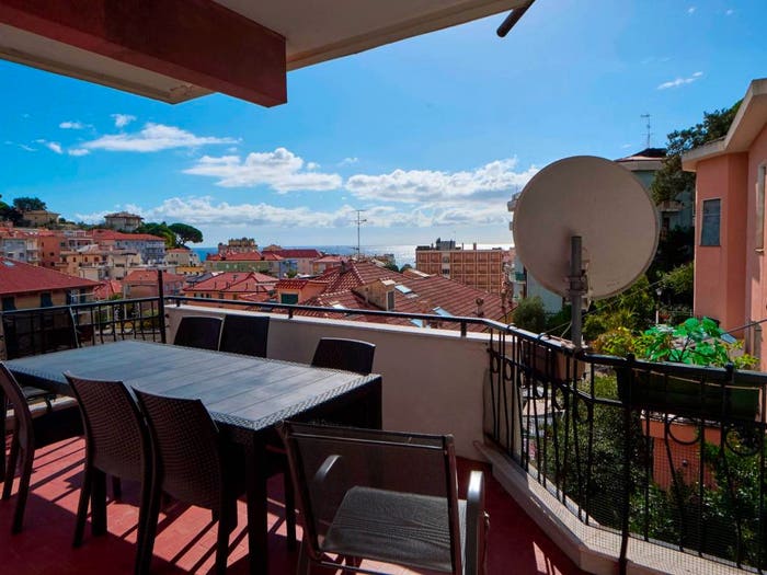 Appartamento quadrilocale in vendita in Via Colla, Celle Ligure Pecorile, Celle Ligure