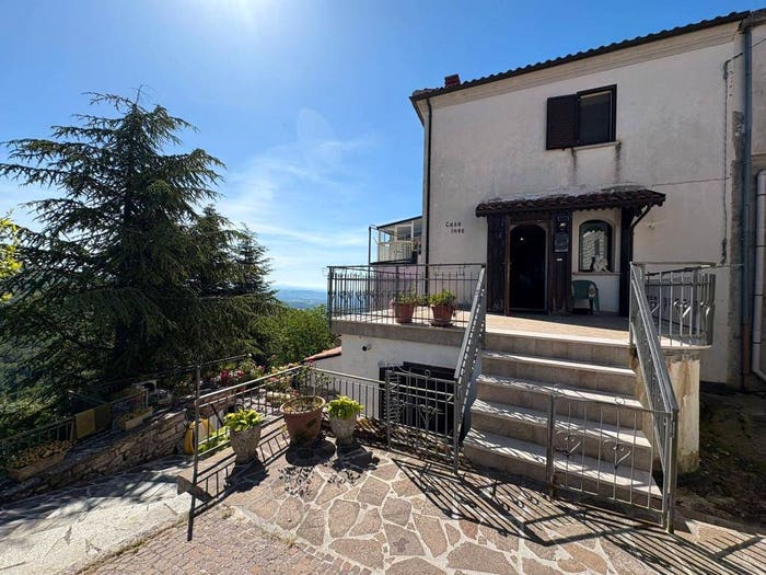 Casa quadrilocale in vendita in Salita Palazzo Vecchio, Sant'angelo In Grotte, Santa Maria del Molise