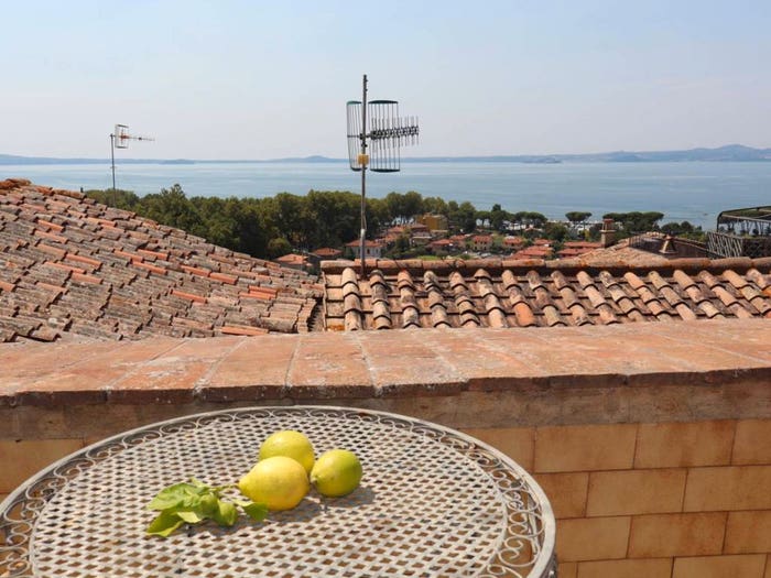 Appartamento con 5 locali in vendita in Via degli Adami, Bolsena