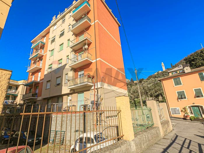 Appartamento con 5 locali in vendita in Molassana, Genova