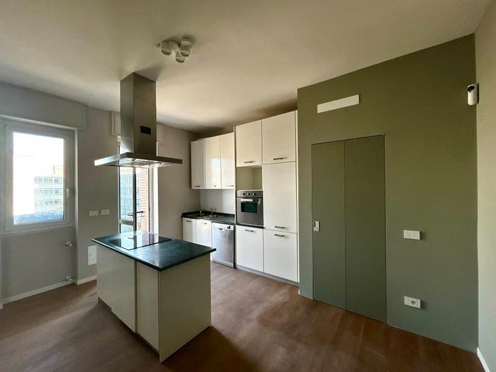 Appartamento trilocale in vendita in Via Lattanzio, Lodi Brenta, Milano