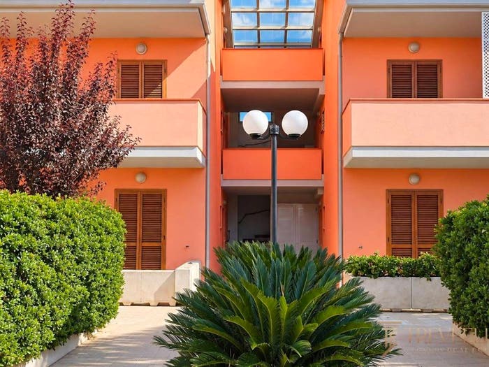 Appartamento trilocale in vendita in Via Castelfidardo, Marcelli, Numana