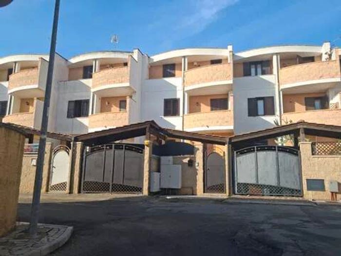 Appartamento con 6 locali in vendita in Via Papa Giovanni Xxiii Nn, Copertino
