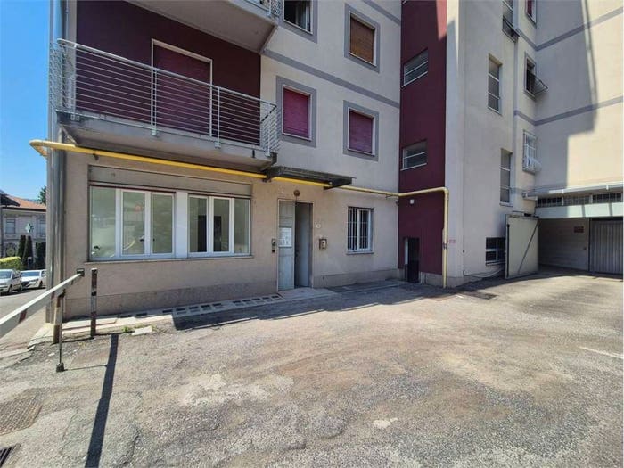 Appartamento trilocale in vendita in Via Zezio, Borghi, Como