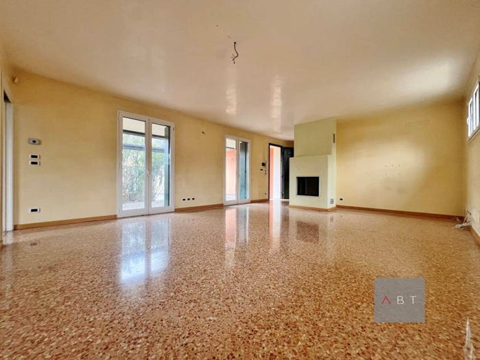 Casa con 6 locali in vendita in Arcella Sant'Antonino, Padova