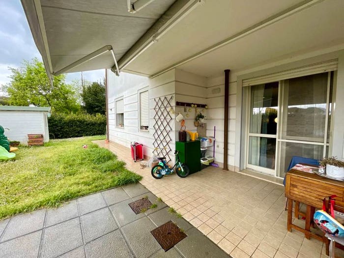 Appartamento trilocale in vendita in Via Divisione Folgore, Altopascio Centro, Altopascio