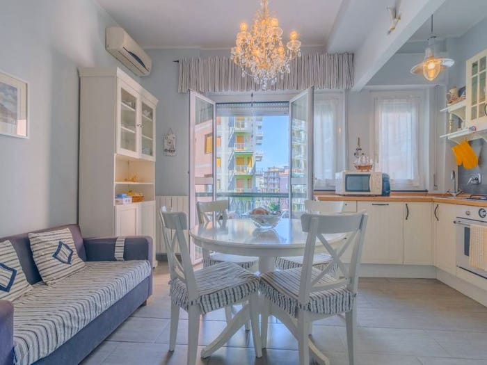 Appartamento trilocale in vendita in Corso Europa, Borghetto Santo Spirito