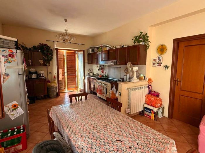 Appartamento trilocale in vendita in Via U Lulli, Centro, Palestrina