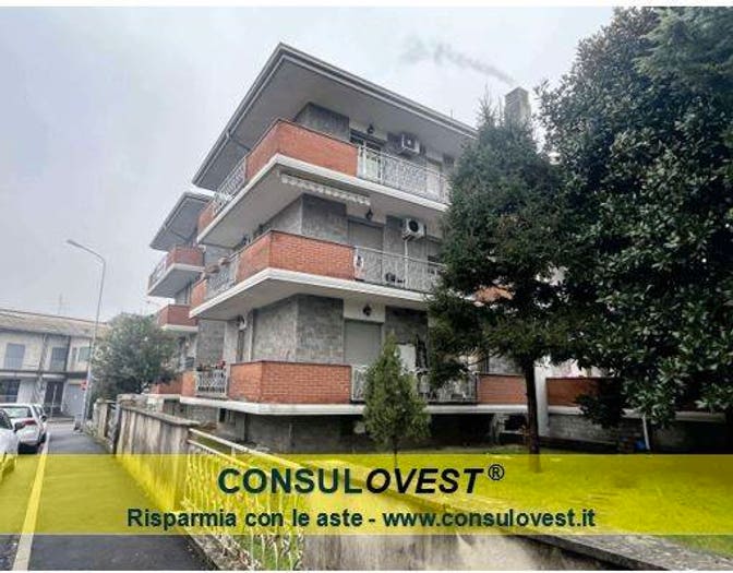 Appartamento quadrilocale in vendita in Via Pietro Mascagni, Cerano