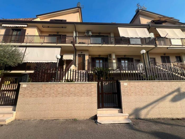 Appartamento con 5 locali in vendita in Parco Giuseppe Verdi, Pratola Serra
