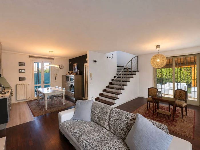 Casa quadrilocale in vendita in Via Don Pietro Rinaldini, Cizzago Comezzano, ComezzanoCizzago