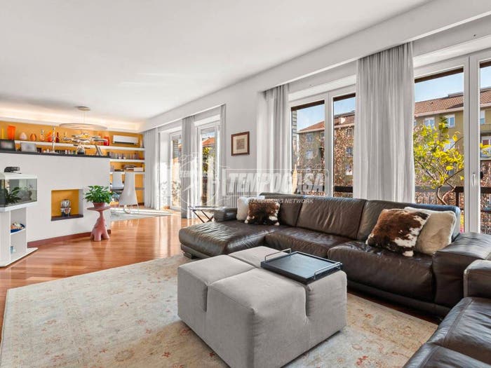 Appartamento con 5 locali in vendita in Viale Umbria, Cadore, Milano