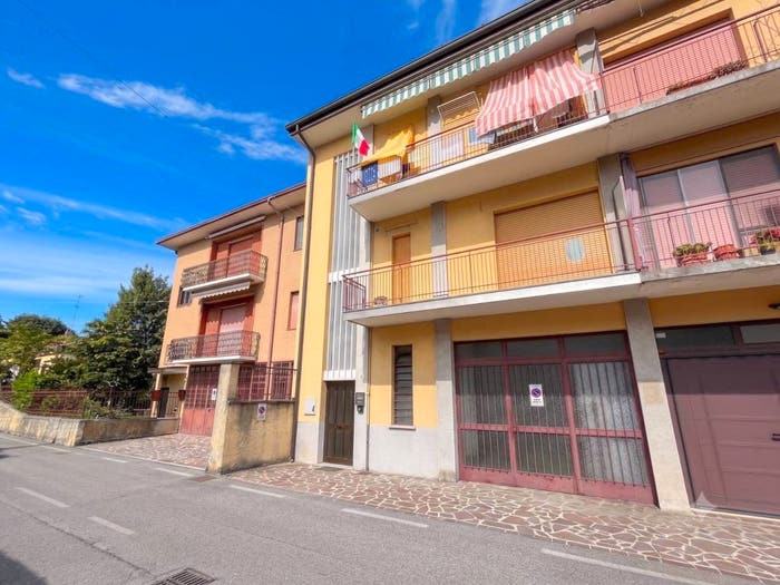 Appartamento trilocale in vendita in Via Sulbiate, Centro, Bellusco