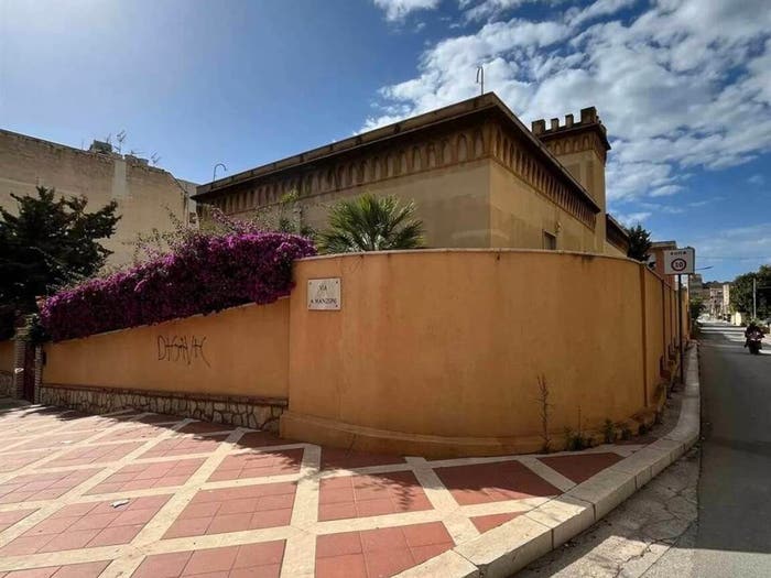Casa con 6 locali in vendita in Via Alessandro Manzoni SNC, Casa Santa, Erice