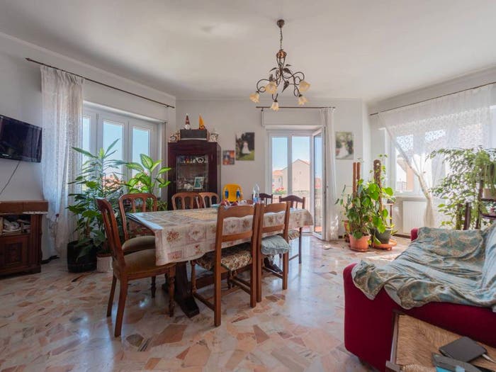 Appartamento quadrilocale in vendita in Via Carlo Lessona, Stazione, Asti