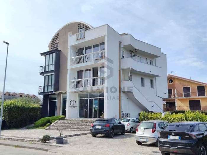 Casa quadrilocale in vendita in Via Turistica del Lago, Telese Terme