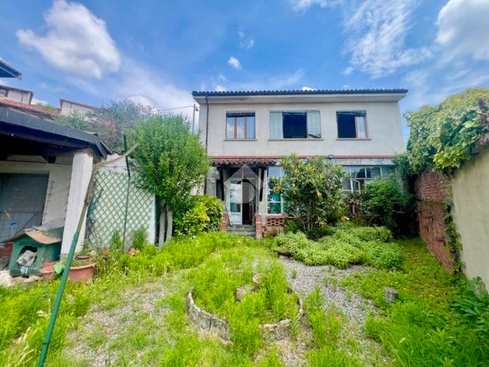 Casa con 6 locali in vendita in Via Caretto, Centro, Castelnuovo Don Bosco