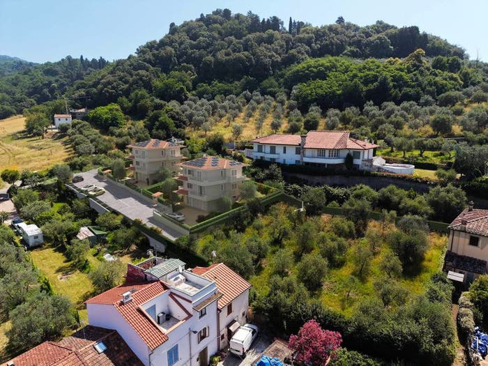 Casa con 6 locali in vendita in Fornacelle, Montemurlo