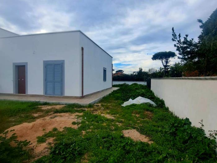 Casa trilocale in vendita in Viale Andromeda, Colle Romito, Ardea