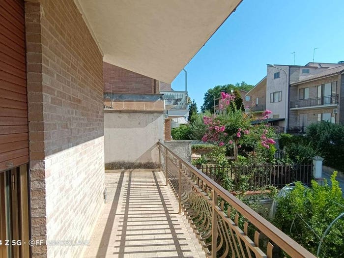 Appartamento trilocale in vendita in Contrada Molino, Montegiorgio