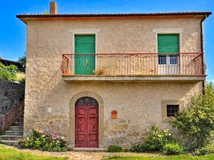 Casa quadrilocale in vendita in Via Poggio Della Frusta, Centro, Montefiascone