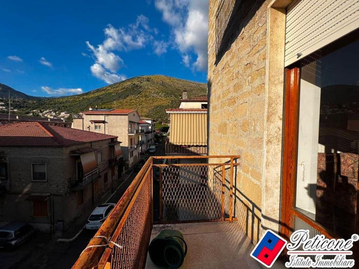 Appartamento con 5 locali in vendita in VIA giuseppe amante, Centro, Fondi