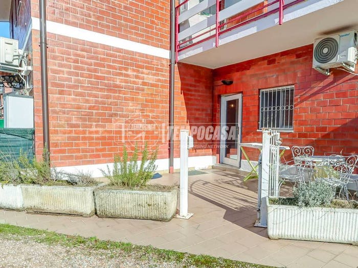 Appartamento bilocale in vendita in Via Lago Maggiore, Villaggi, Castelletto Sopra Ticino