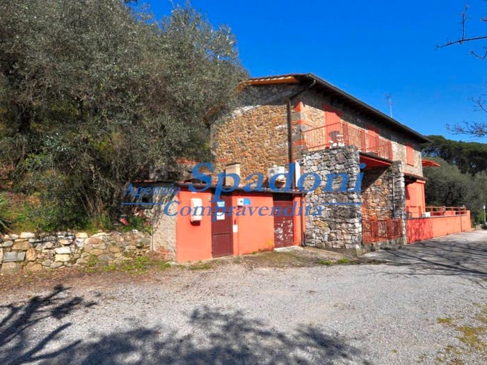 Casa con 6 locali in vendita in Via di Riaffrico, MontecatiniTerme