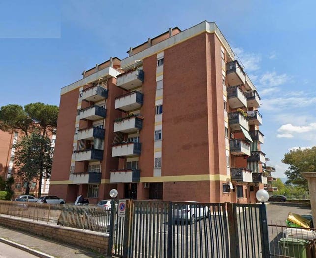 Appartamento quadrilocale in vendita in Via della Costellazione, Castell'Arcione, Guidonia Montecelio