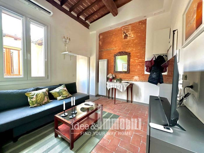 Appartamento quadrilocale in vendita in Piazza dei Ciompi, Sant'Ambrogio, Firenze
