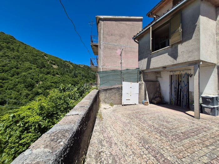 Appartamento bilocale in vendita in Comunate di Porta Paola, Vivaro Romano