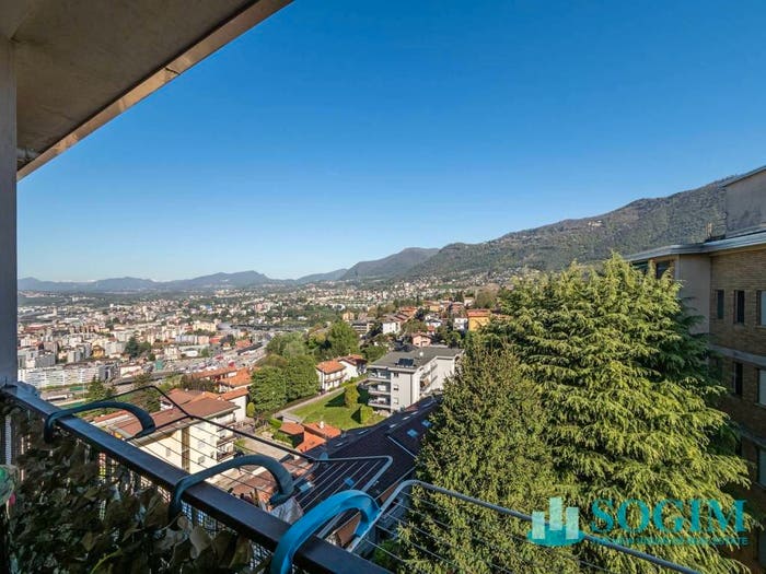 Appartamento trilocale in vendita in Via Pio XI, Sagnino, Como