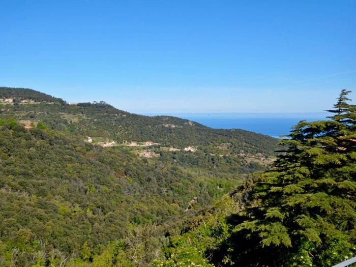 Casa con 6 locali in vendita in Via delle Cataste, Poggio, Marciana