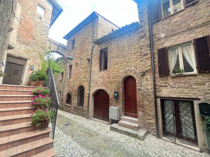 Casa con 5 locali in vendita in Via del Castello, Palazzo Petrignano, Assisi