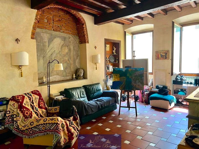 Appartamento quadrilocale in vendita in Piazza Tasso, San Frediano, Firenze