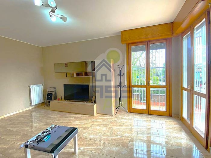 Appartamento trilocale in vendita in VIA LAMBRO, Centro, Casalpusterlengo