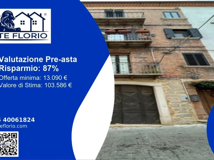 Appartamento con 6 locali in vendita in Via Cesare Battisti, Casacalenda