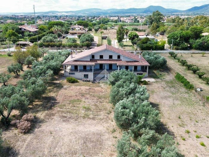 Casa quadrilocale in vendita in Via Aviatina, Centro, Cerveteri