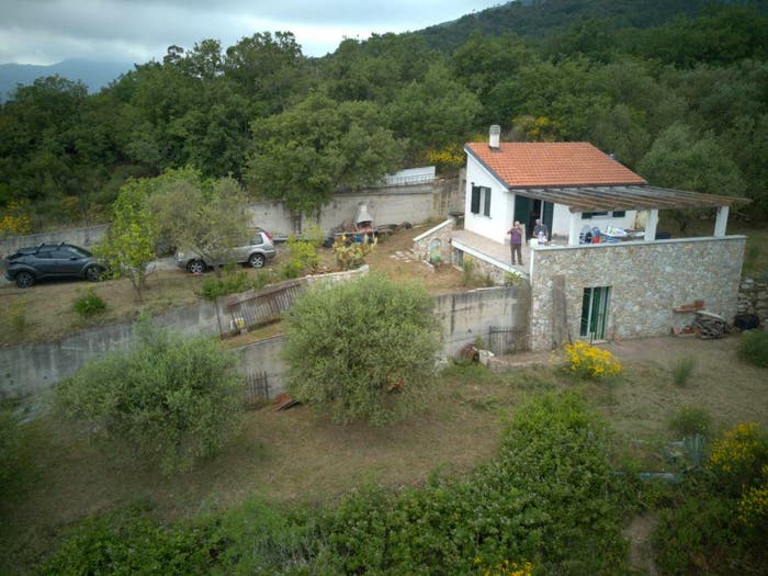 Casa trilocale in vendita in Via del Monte, Centro, Loano