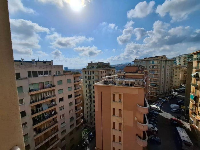 Appartamento trilocale in vendita in Via dei Landi, Sampierdarena, Genova