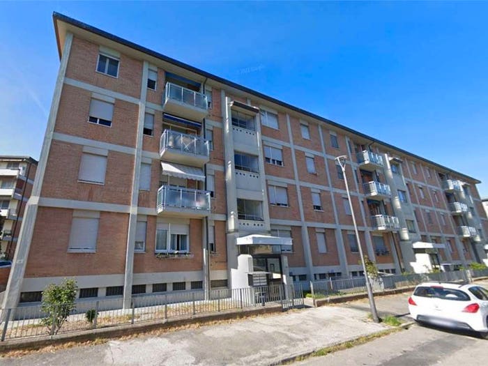 Appartamento con 6 locali in vendita in via Tramazzo, Cava, Forlì
