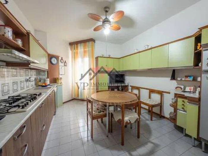 Appartamento con 5 locali in vendita in Via Uno, Centro, Pomarance