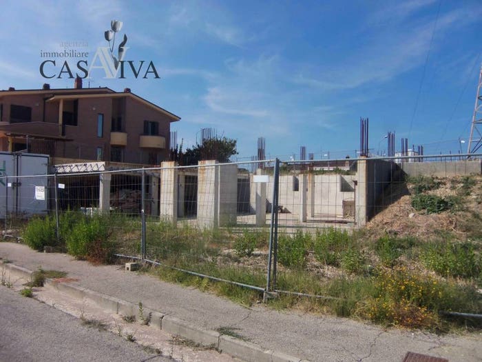 Casa con 6 locali in vendita in Via Danet Alighieri, Acquaviva Picena
