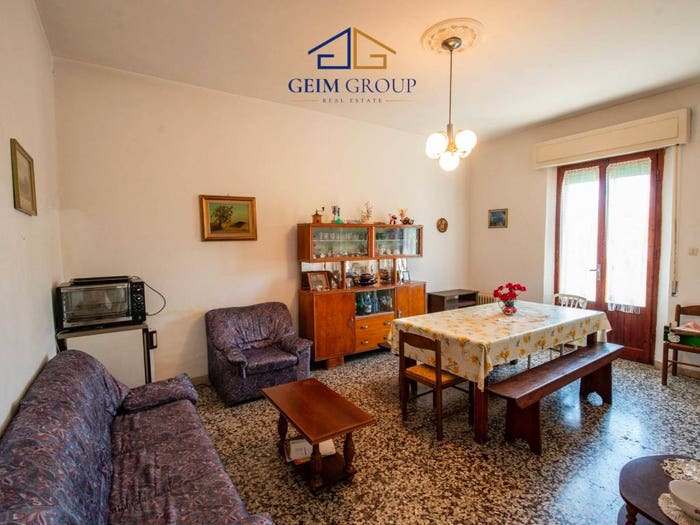 Casa con 6 locali in vendita in Strada Provinciale della Chiana, Montallese, Chiusi